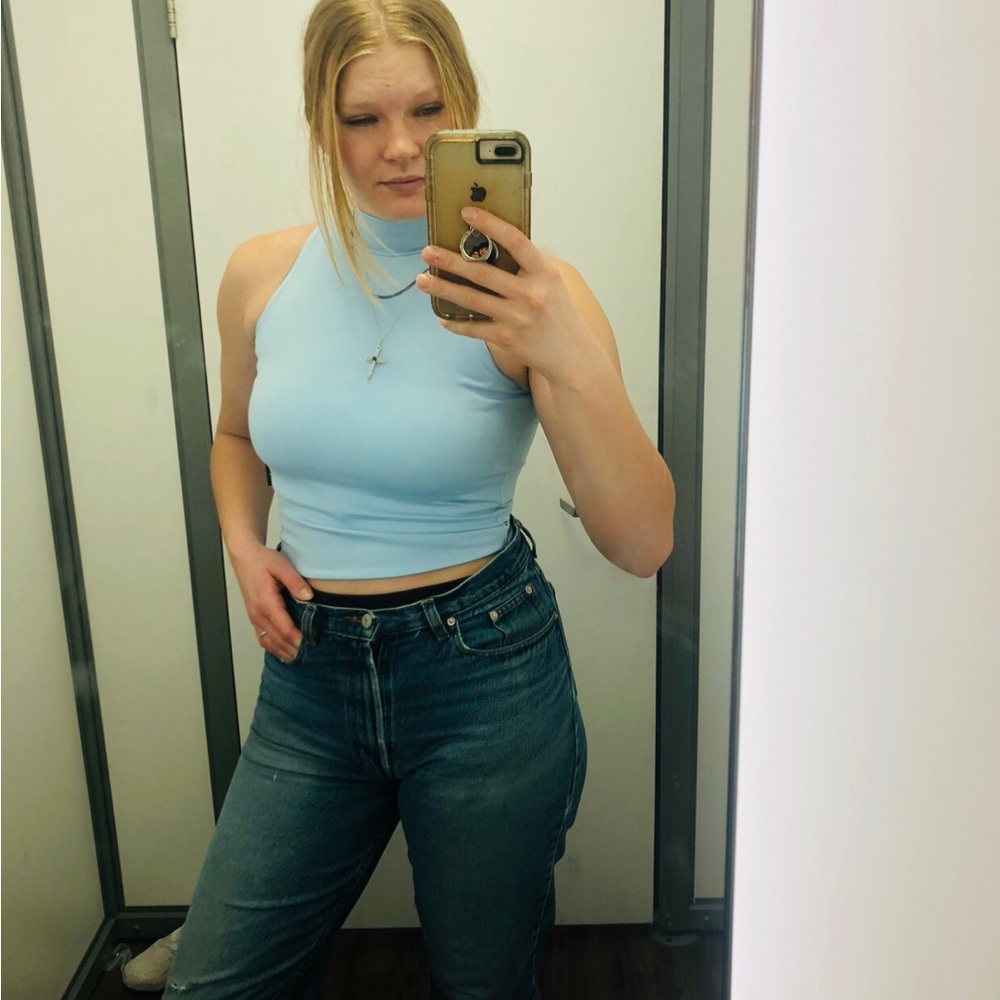 No Boundaries Light Blue Sleeveless Spring Top - Picture 3 of 8